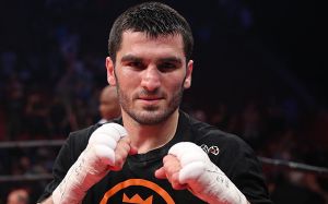 На кону поединка Бетербиев vs. Келлинг будет стоять чемпионский титул