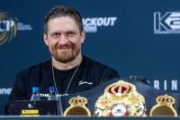 Александр Усик подтвердил, что проведет бой 23-го декабря: "Надеюсь, что это будет Тайсон Фьюри"