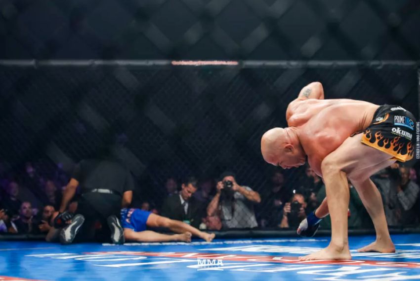 Тито Ортис брутально нокаутировал Чака Лидделла на турнире Golden Boy MMA