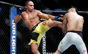 Джон Додсон встретиться с Педро Муньозом на турнире UFC в Белеме