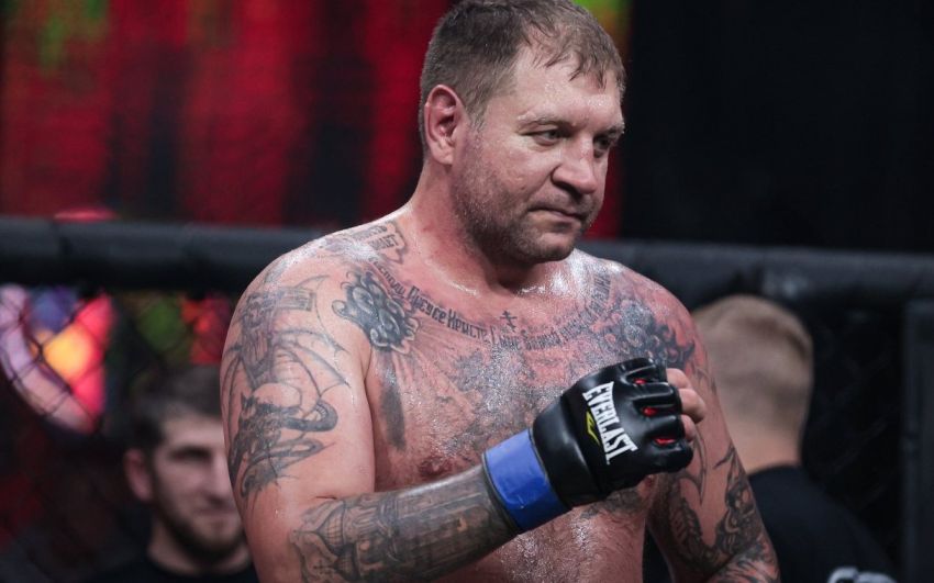 Сергей Харитонов назвал Александра Емельяненко куском пьяного говна