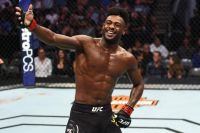 Алджамейн Стерлинг победил Педро Муньоса в конкурентном бою на UFC 238