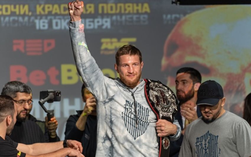 Владимир Минеев уклончиво ответил на вопрос о возможном поединке со Шлеменко