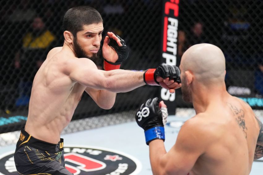 Ислам Махачев рассказал, сколько раундов отдал себе в бою с Волкановски на UFC 284