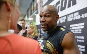 Мейвезер: "Бой Пакьяо - Хорн не достоин даже ESPN"