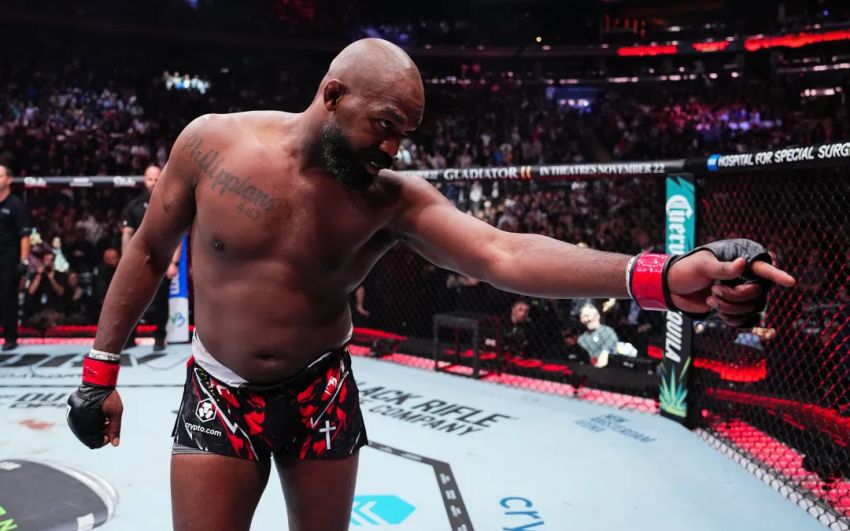 Даниэль Кормье призвал UFC устроить бой Джонса на турнире в Белом доме: "Вы должны позволить ему драться"