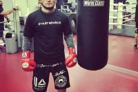 Хабиб Нурмагомедов начал подготовку к бою на UFC 209