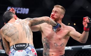 Джастин Гэтжи сделал первое заявление после поражения от Холлоуэя на UFC 300