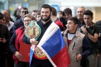 Артур Бетербиев: "Российский флаг - это неотъемлемая часть меня"