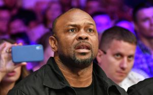 Рой Джонс отреагировал на исключение IBA из числа признанных федераций МОК: "Мне неприятно, что в спорте все политизируют"