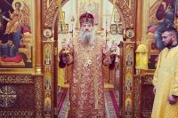 Ломаченко выложил фото с митрополитом Лукой, который попал под санкции СНБО
