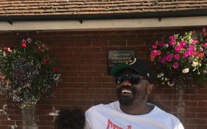 Тренер Чисоры: "Дереку пора начать выигрывать бои"