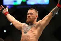 Ставки UFC: Конор МакГрегор открылся фаворитом боя с Дональдом Серроне