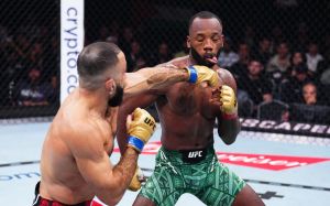 Леон Эдвардс безвольно уступил титул Белалу Мухаммаду на UFC 304