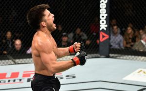 UFC 227: Генри Сехудо победил Деметриуса Джонсона