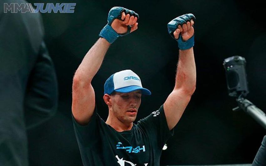 Рори Макдональд стал новым чемпионом Bellator в полусреднем весе