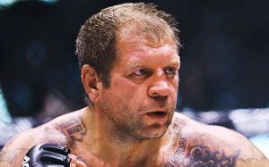 Александр Емельяненко разозлился из-за вопроса о Монсоне: "Я не вызывал его на бой!"