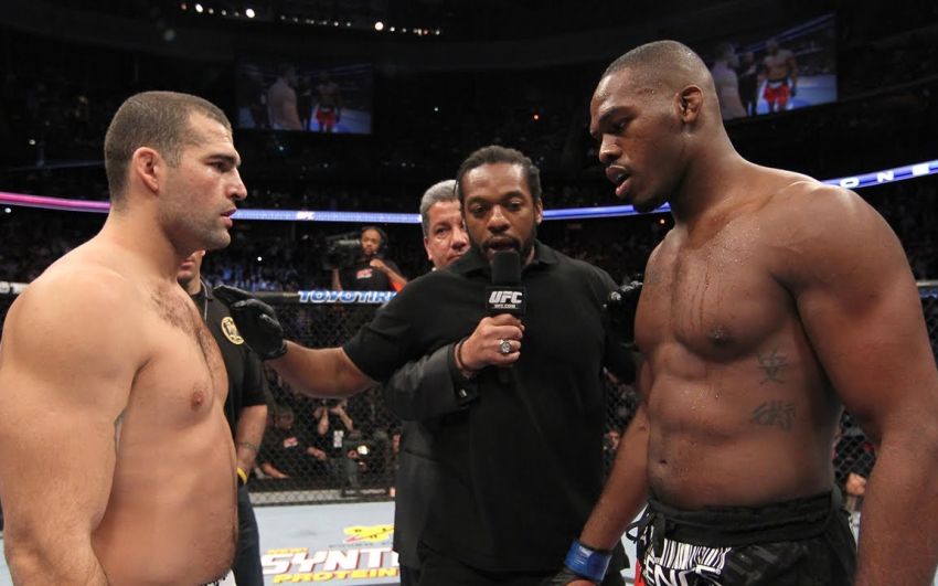 Видео боя Джон Джонс – Маурисио Руа UFC 128