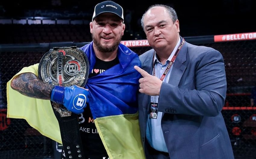 Ярослав Амосов отыскал пояс Bellator в освобожденном Ирпене: видео