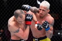 Тони Фергюсон не согласен с судейским счетом на UFC 256: "Оливейра был ментально сломлен в первом раунде"