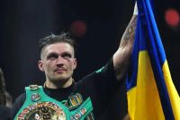 Александр Усик - о последнем поединке: "Сейчас у нас есть два варианта"