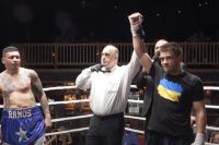 Сергей Деревянченко досрочно победил Джереми Рамоса