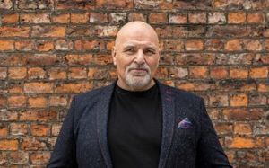 Отец Тайсона Фьюри жестко ответил Карлу Фрочу: "Паразит и бездельник"