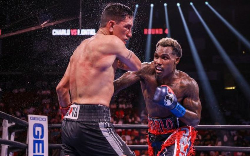 Джермалл Чарло победил Хуана Монтиеля, защитив титул WBC в среднем весе