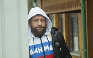 Александру Емельяненко придется снова предстать перед судом