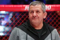 Турнир Fight Nights Global от 9 сентября будет посвящен Абдулманапу Нурмагомедову