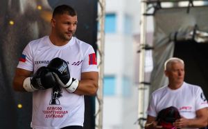Евгений Романов досрочно прошел Дарио Германа Бальмаседу