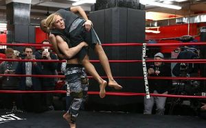 Холли Холм предложили поединок на шоу UFC в Сингапуре