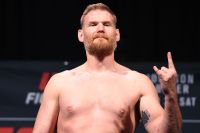 Скотт Кокер прокомментировал снятие Джоша Барнетта с главного боя Bellator 235