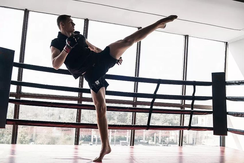 Как Александр Волков получил диплом инженера и стал лучшим российским тяжеловесом в UFC