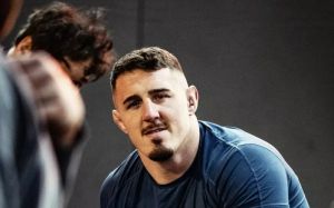 Том Аспиналл сообщил, когда проведет следующий бой: "Теперь подтверждено"