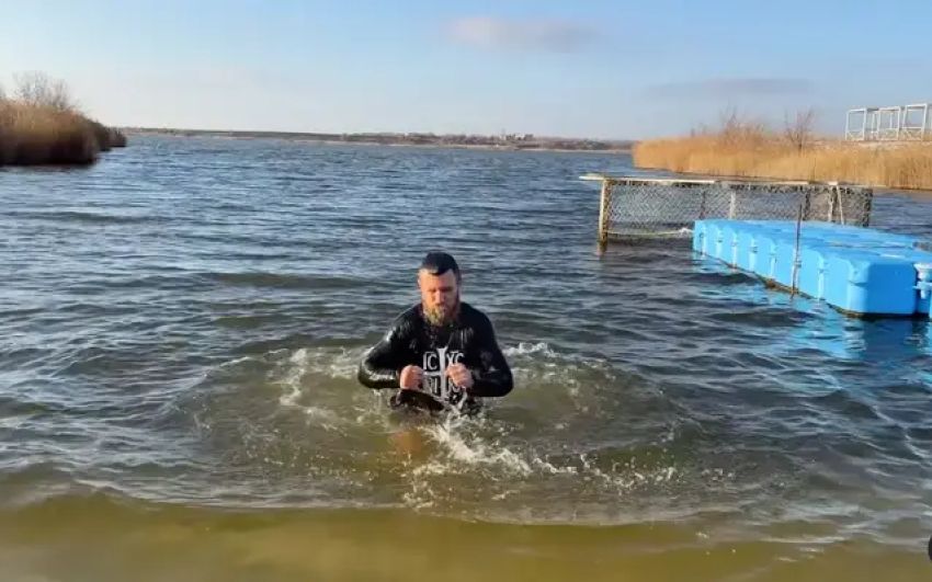 Василий Ломаченко: «С праздником Крещения»