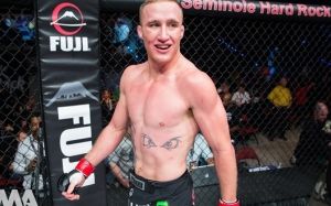 Бой Джастина Гэтжи и Эла Яквинты станет главным событием турнира UFC в Небраске