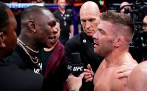Исраэль Адесанья анонсировал бой против дю Плесси на UFC 305