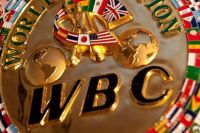 Дении Гарсия - Роберт Герреро бой за вакантный титул WBC в полусреднем весе. Джермелл Чарло-Джон Джексон также выявят чемпиона WBC, но в категории 154 фунта.