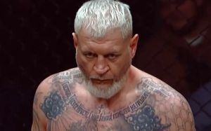 Менеджер Емельяненко сообщил, что Александр начал готовиться к следующему поединку