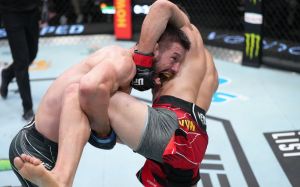 Видео боя Арман Царукян - Матеуш Гамрот UFC on ESPN 38