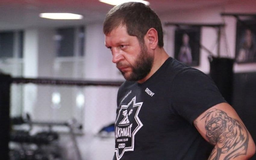 Александр Емельяненко провел спарринг с детьми 