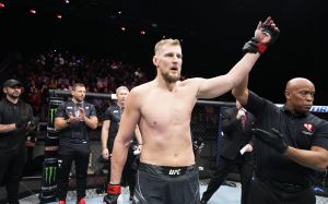 Сергей Харитонов прокомментировал победу Волкова над Романовым