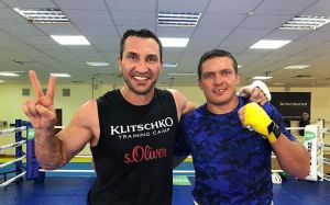 Печерский суд одобрил жалобу народного депутата Украины на Александра Усика и братьев Кличко