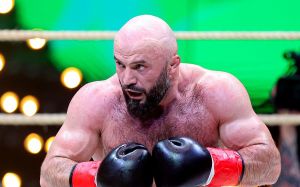 Магомед Исмаилов готов подраться с Бетербиевым или Биволом: "Проблем нет"