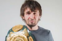 После впечатляющего дебюта в UFC Забит Магомедшарипов вызвал Артема Лобова на бой