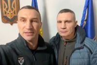 Александр Усик рассказал, как братья Кличко отреагировали на его решение покинуть Украину ради реванша с Джошуа