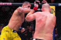 Витор Петрино победил Сергея Спивака на UFC Fight Night 285