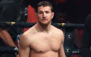 Гаджиев рассказал о местонахождении Минеева, у которого контракт с армией РФ