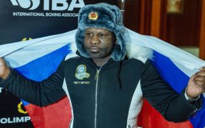 Джонсон назвал привилегией и честью выступление под российским флагом